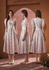 Romantic Floral Garden Dress with V-Neck Lace Trim for Spring Afternoons