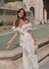 Romantic Lace Off-Shoulder Corset for Date Night & Photoshoots